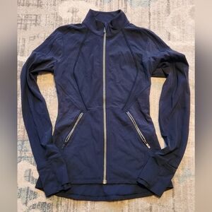 Women Lululemon Sleek Essentials Navy Jacket. Size 4. EUC